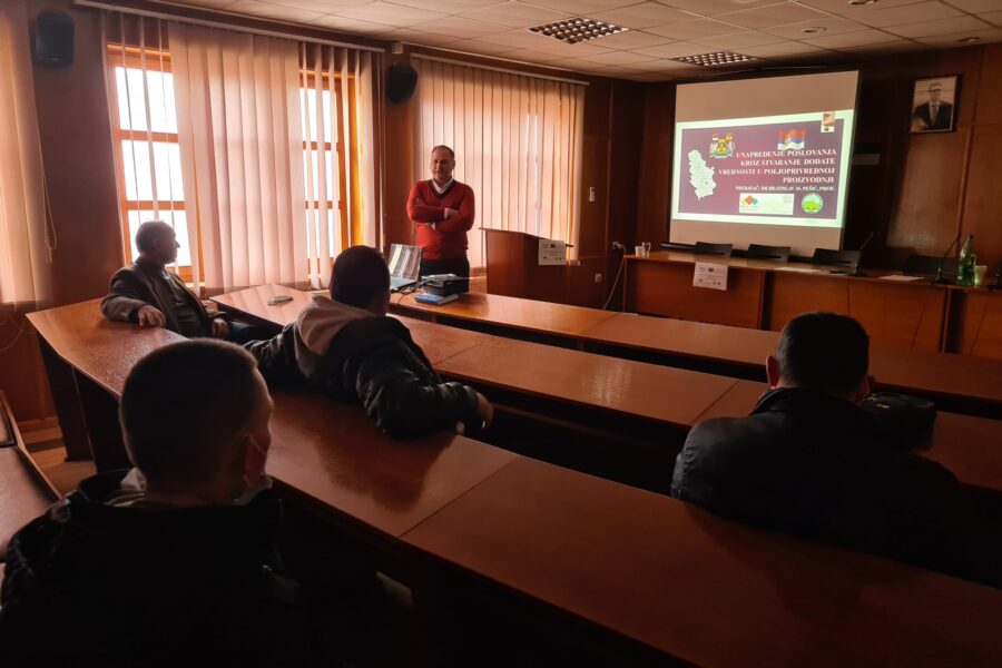 Degustacija, prezentacija i prodaja tradicionalnih proizvoda od mesa na domaćinstvu - 1